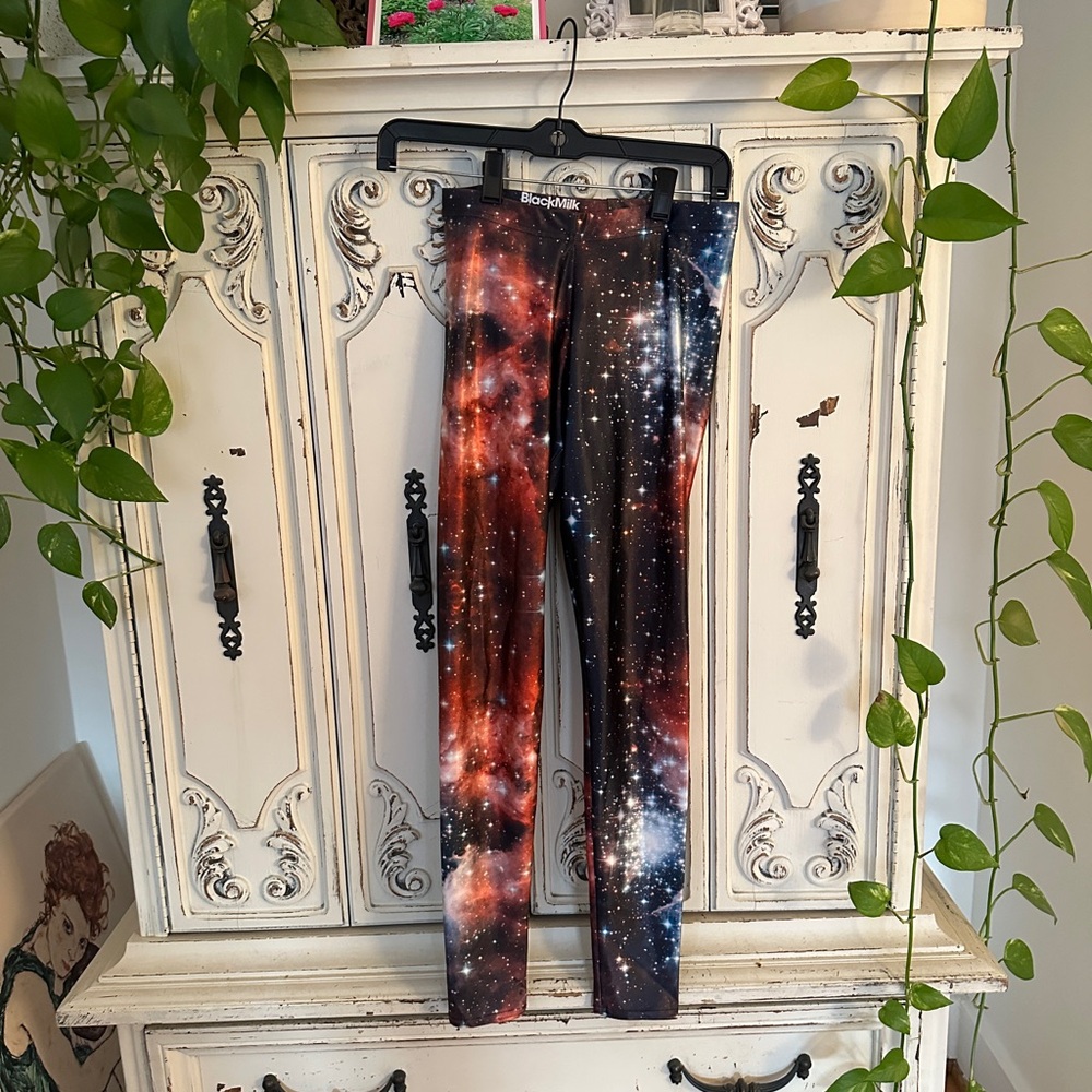 Blackmilk Size Small Red Galaxy Nova Galactic Outer Space Star Leggings